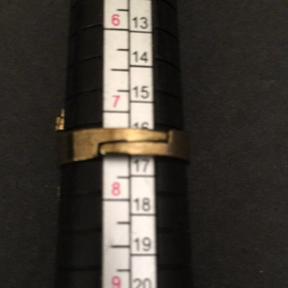 Statement Ring - Picture 6 of 9